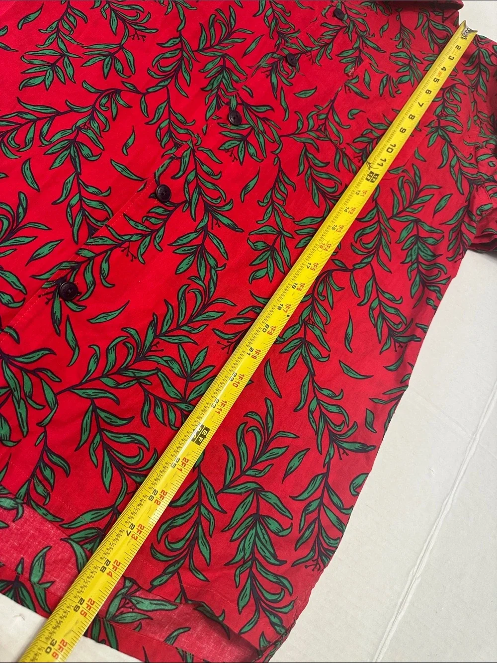 Levi's Hawaiian Short Sleeve Shirt Button Down Men's Medium Red Green